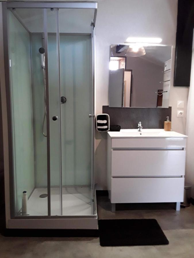La Chambre D'A Cote Doulezon 外观 照片